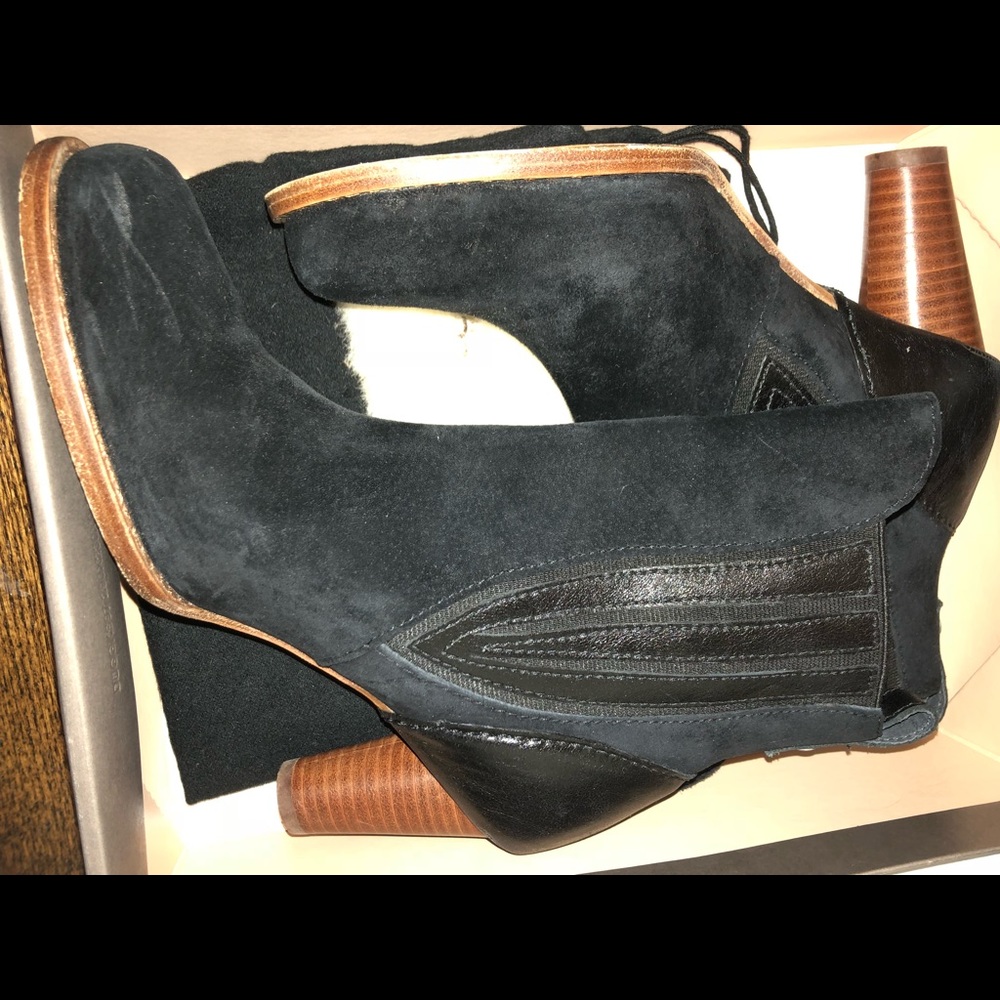 Ugg suede boots